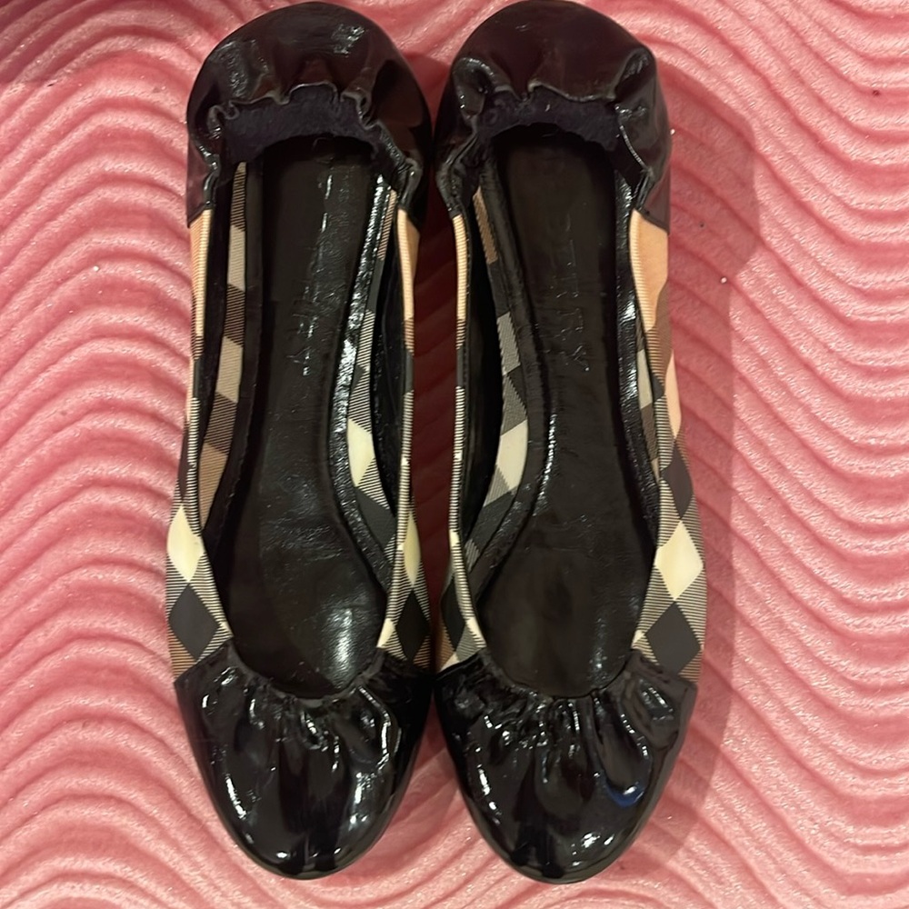 Burberry Black Patent & Beige Check Ballet Flats